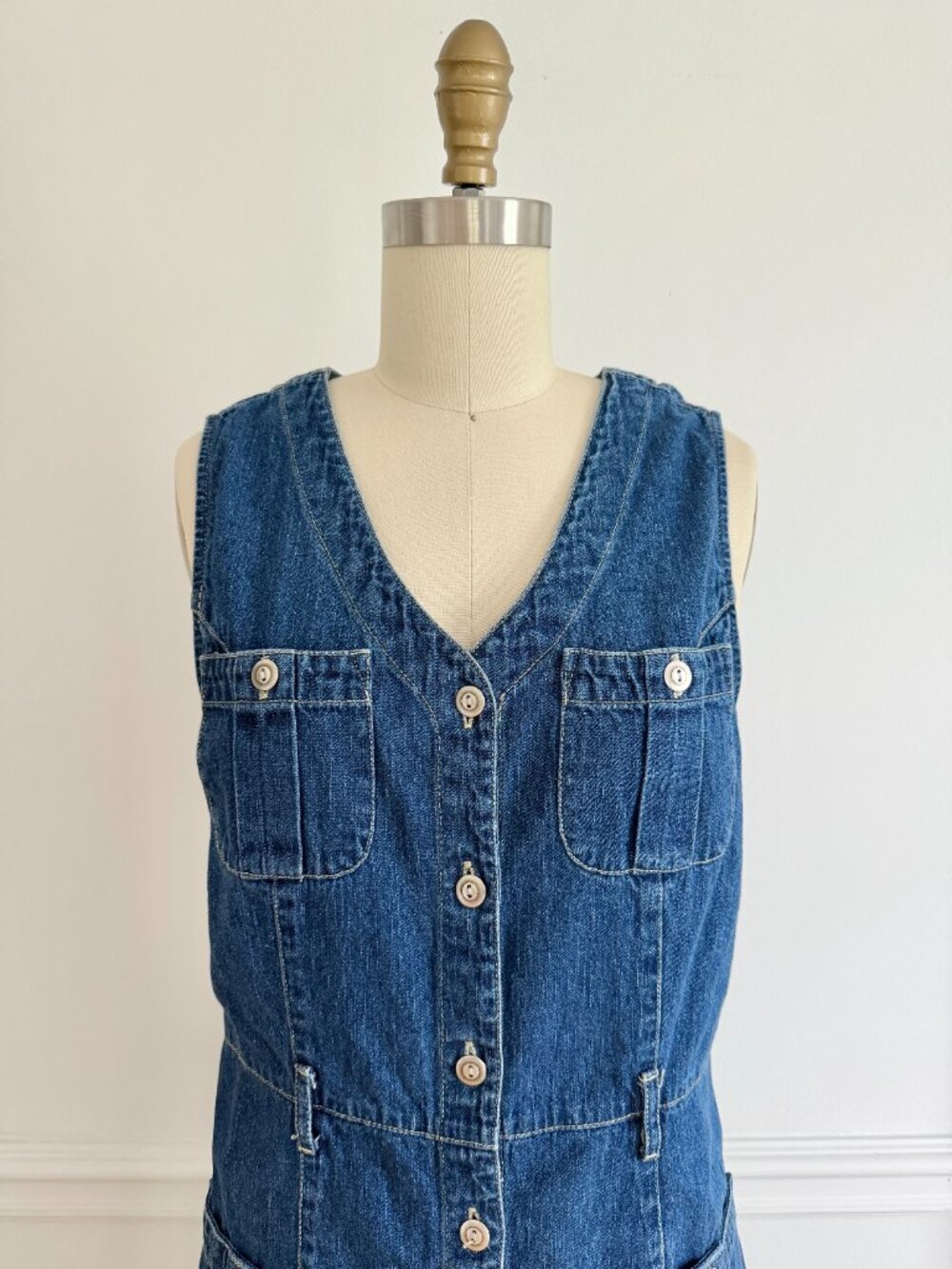 Vintage Denim Sleeveless Button-Front Maxi Dress with Pockets - Picture 2 of 7
